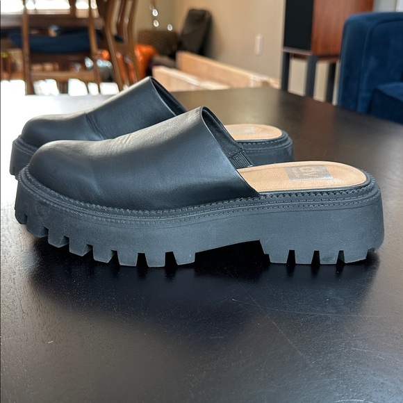 Dolce Vita Shoes - DV Dolce Vita Women's Slip On Lug “Lexy” Black Faux Leather Shoe